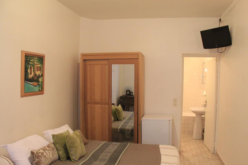 Hotel Bearnais Париж Стая снимка